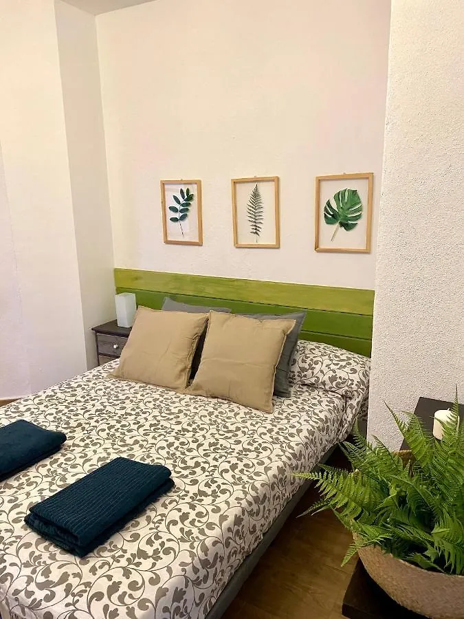 Las Palmeras Pizarra Holiday home